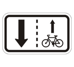 Vjezd cyklistů v protisměru povolen - E12b
